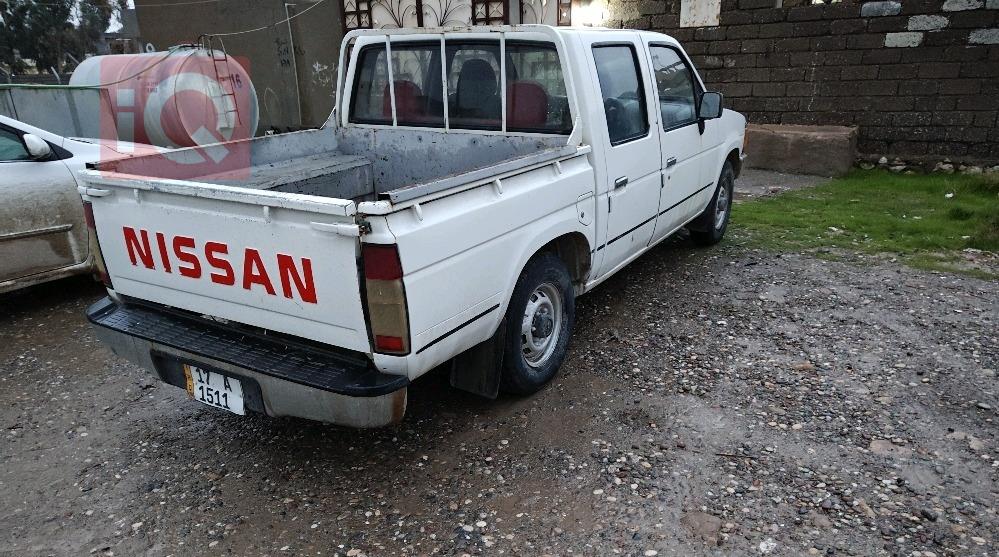 نيسان بيك اب